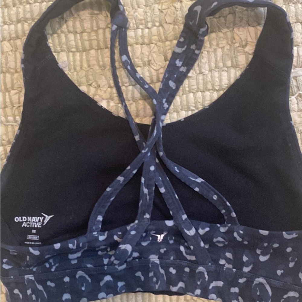 Active Set- Old Navy Black Sports Bra and Leggings